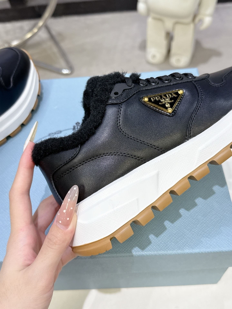 Pra*a sneakers